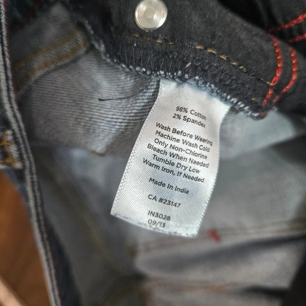 Talbots Size 12 Front distressed Curvy Fit Cropped Straight Stretch Denim 1134